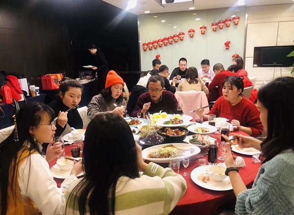 资质部年终聚餐